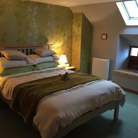 Lodge At Lochside Bridgend of Lintrathen Екстериор снимка
