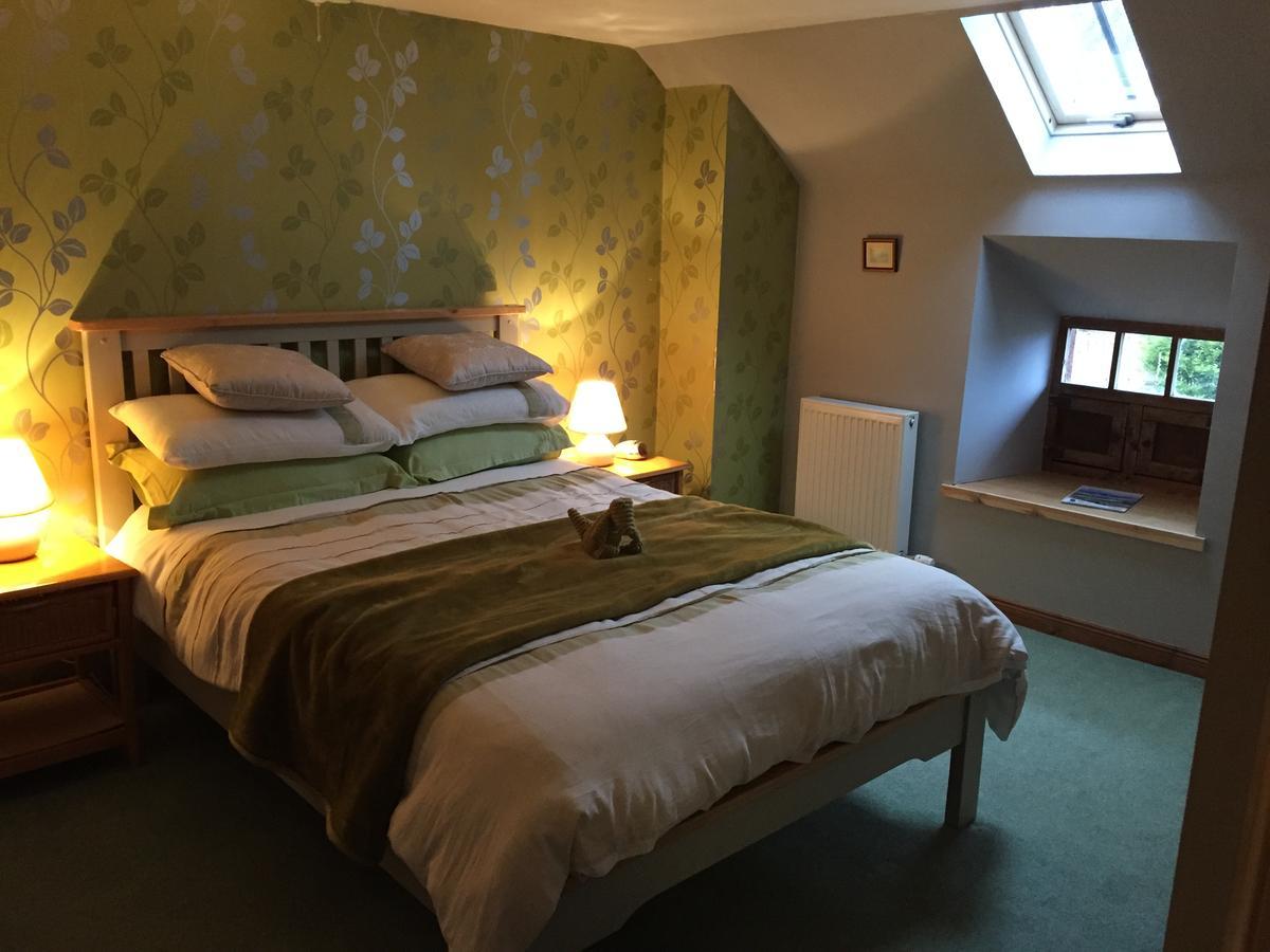 Lodge At Lochside Bridgend of Lintrathen Екстериор снимка