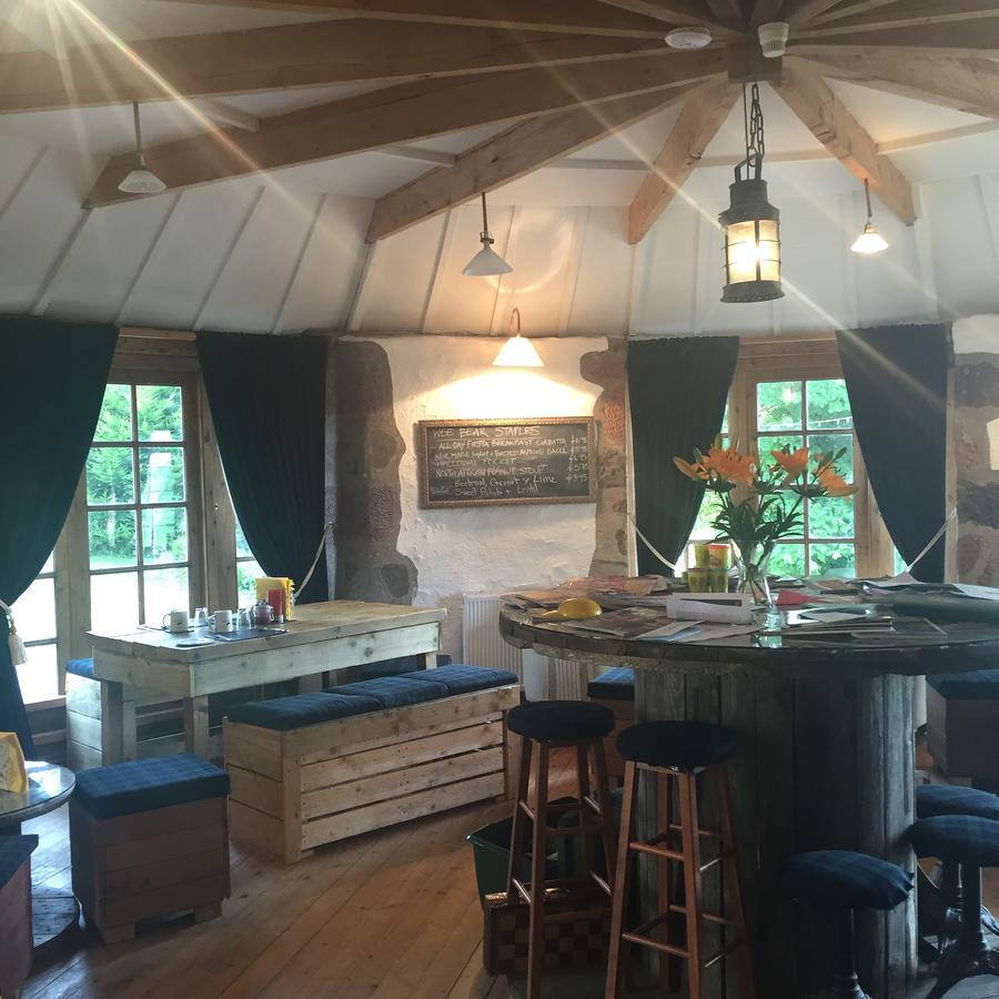 Lodge At Lochside Bridgend of Lintrathen Екстериор снимка